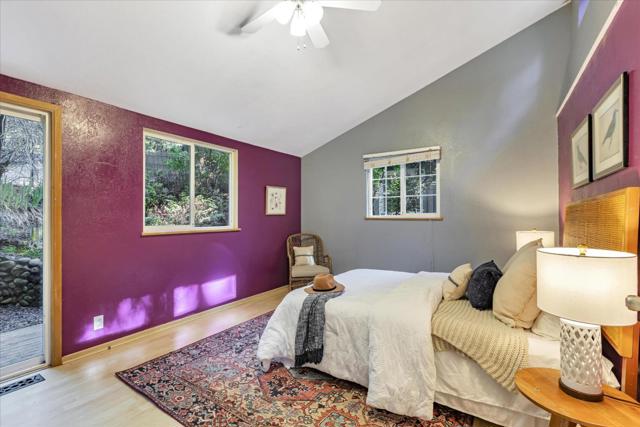 695 Creek Drive, Boulder Creek CA: https://media.crmls.org/mediaz/cc6afa37-c306-4e59-9fb0-029490f4f7f0.jpg