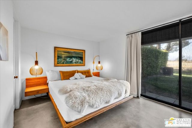 2530 N Whitewater Club Drive #A, Palm Springs, CA 92262