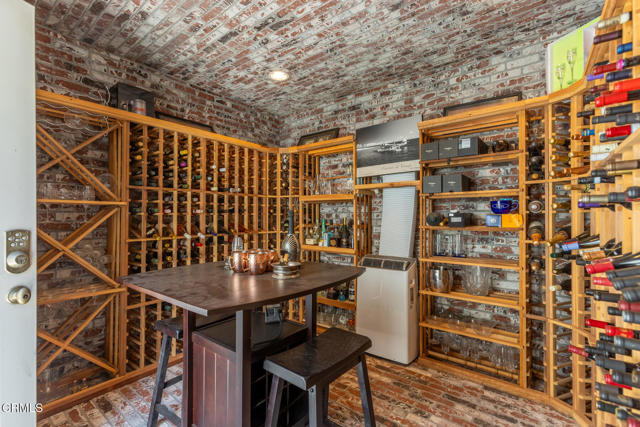 4435 Encinas Drive, La Canada Flintridge CA: https://media.crmls.org/mediaz/cc6cedb6-fe7e-4c05-9a69-84ed4ca5820f.jpg