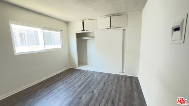 975 S Kingsley Drive, Los Angeles CA: https://media.crmls.org/mediaz/cc6d62ad-d3b4-4266-84f0-4493531d8845.jpg