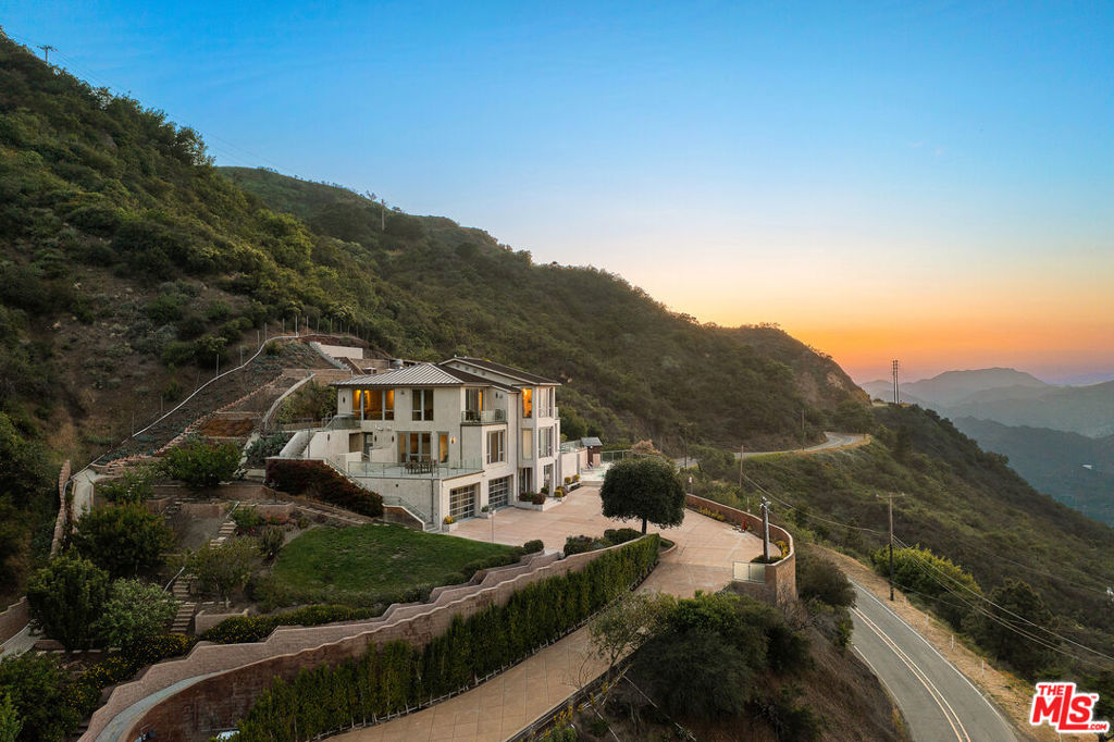 25155 Piuma Road