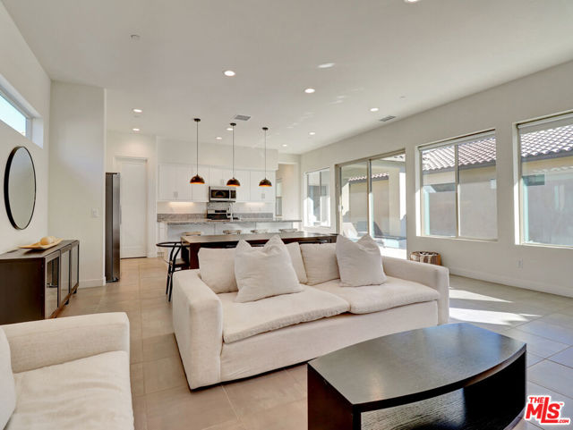 80240 Platinum Way, La Quinta CA: https://media.crmls.org/mediaz/cc6f23bf-0163-49e7-b62c-586c121214e9.jpg