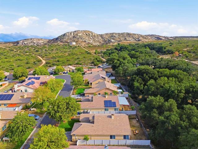 Detail Gallery Image 6 of 40 For 32448 Evening Primrose Trl, Campo,  CA 91906 - 4 Beds | 2 Baths