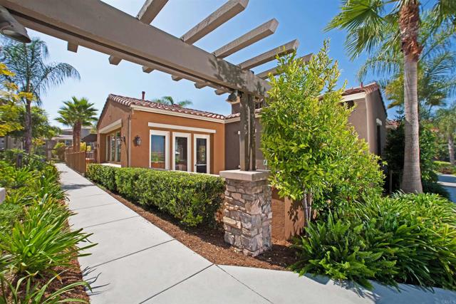 1804 OLIVE GREEN ST, Chula Vista CA: https://media.crmls.org/mediaz/cc7141fe-30be-4551-b970-125d6eee359a.jpg