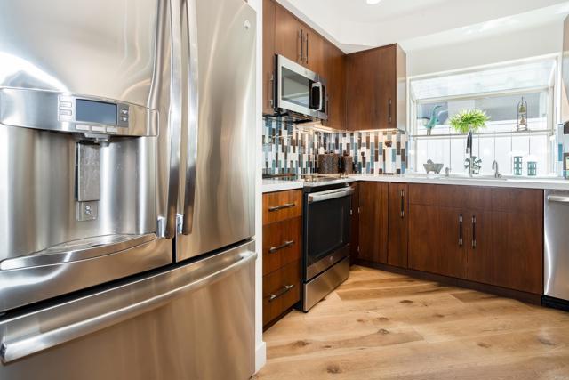 Detail Gallery Image 13 of 44 For 1554 via Brisa Del Lago, San Marcos,  CA 92078 - 3 Beds | 2 Baths