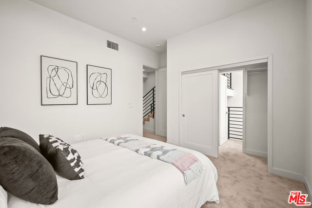 1202 N Orange, West Hollywood CA: https://media.crmls.org/mediaz/cc718bab-0c13-49a7-a6bf-2a71d3f197d8.jpg