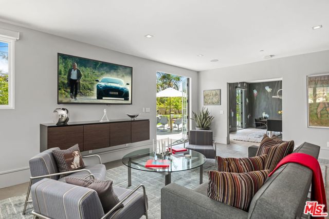 Drew Fenton | 10472 Revuelta Way Los Angeles CA | MLS: 7135109