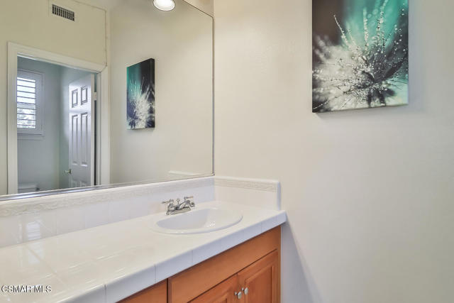 164 Via Sandra, Newbury Park CA: https://media.crmls.org/mediaz/cc72206c-79d7-4533-993f-58bd04e21059.jpg
