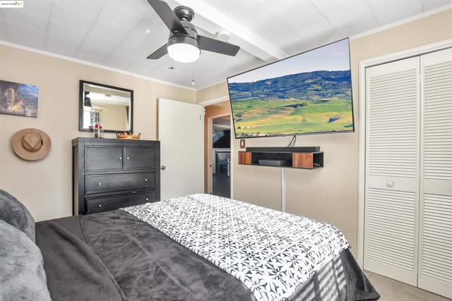 3194 Ameno Rd, Concord CA: https://media.crmls.org/mediaz/cc727b9a-61ed-42ed-860f-a34652a62e66.jpg