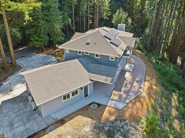 6 Timber Ridge Lane, Scotts Valley CA: https://media.crmls.org/mediaz/cc72c3b3-f3f2-4ca2-a867-9e0a904dbd4d.jpg
