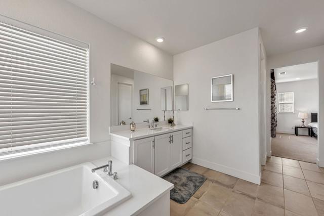 232 Via Encanto, San Ramon CA: https://media.crmls.org/mediaz/cc735e80-4d49-47a7-84b8-18275e97094b.jpg
