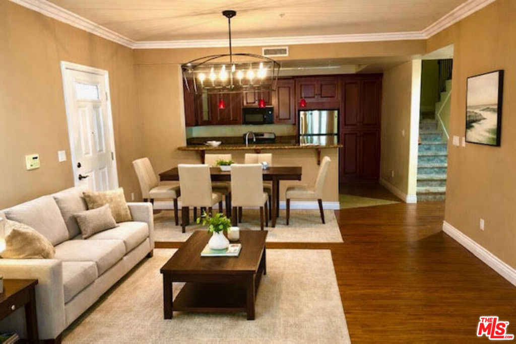 1101 East Avenue #110