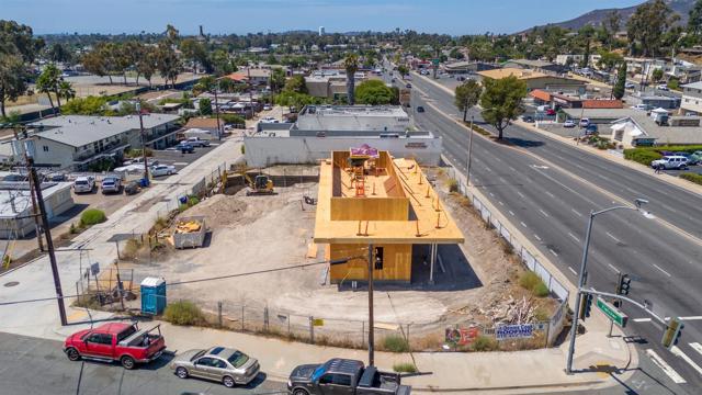 2201 Fletcher Pkwy, El Cajon CA: https://media.crmls.org/mediaz/cc73bb4f-afd2-4797-84db-1945225fd72b.jpg