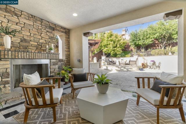 7509 Balmoral Way, San Ramon CA: https://media.crmls.org/mediaz/cc748491-6165-4ee1-a5ef-9796a9196527.jpg