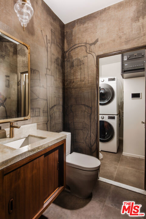 1302 Sweetzer Avenue, West Hollywood CA: https://media.crmls.org/mediaz/cc75013c-985d-457e-9d3a-c33fe93dbc13.jpg