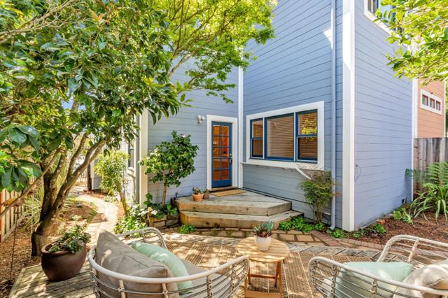 232 Union Street, Santa Cruz CA: https://media.crmls.org/mediaz/cc769476-2ba2-4377-9df6-4a206b2e981f.jpg