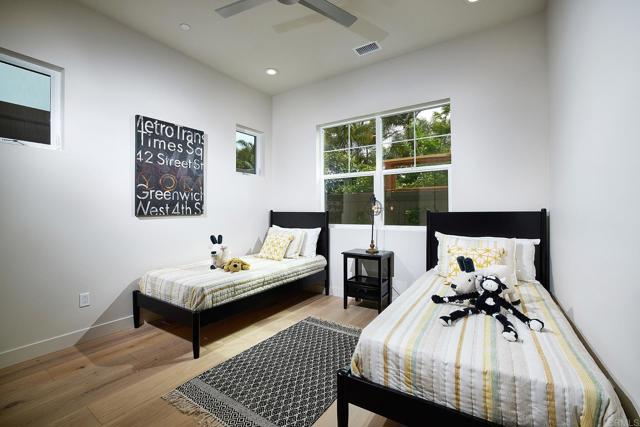 177 N Vulcan Avenue, Encinitas CA: https://media.crmls.org/mediaz/cc789fe8-c6fb-448a-95d8-fc0f822f5a45.jpg
