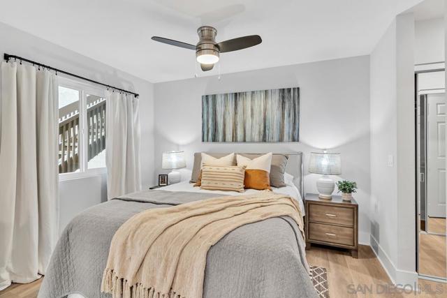 8644 Via Mallorca, La Jolla CA: https://media.crmls.org/mediaz/cc78b66f-2557-49bd-8989-5de32e34a841.jpg