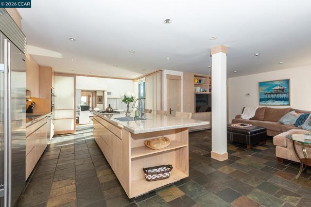 Image 16 of 55 For 319 Tappan Ter