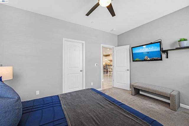 1589 Friendly St, Manteca CA: https://media.crmls.org/mediaz/cc795484-f412-4748-91cd-e40c606de4a6.jpg