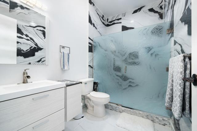 74775 Del Coronado Drive, Palm Desert CA: https://media.crmls.org/mediaz/cc7a5769-279b-4a5c-baef-99dcc2468a6d.jpg