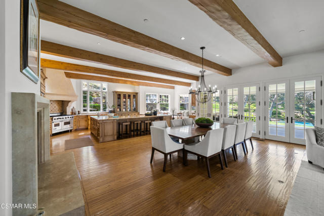 1464 Hidden Valley Road, Thousand Oaks CA: https://media.crmls.org/mediaz/cc7ba8ce-5aef-4a26-8932-40a36bae7695.jpg