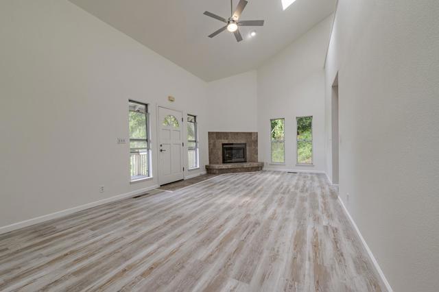 740 Loma Prieta Drive, Aptos CA: https://media.crmls.org/mediaz/cc7c09e3-c800-49c7-9d34-082d66d94ed5.jpg