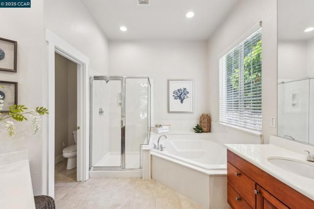 4280 Marietta Ct, Concord CA: https://media.crmls.org/mediaz/cc7c1cd5-2081-41ba-b588-69ce5f7704bd.jpg