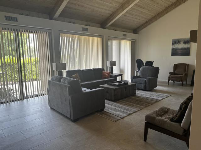547 Desert West Drive, Rancho Mirage CA: https://media.crmls.org/mediaz/cc7c3c59-9164-4588-8e66-e610b4de3b49.jpg