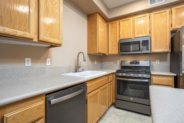 Detail Gallery Image 15 of 55 For 3267 Dehesa Rd #68,  El Cajon,  CA 92019 - 2 Beds | 2 Baths