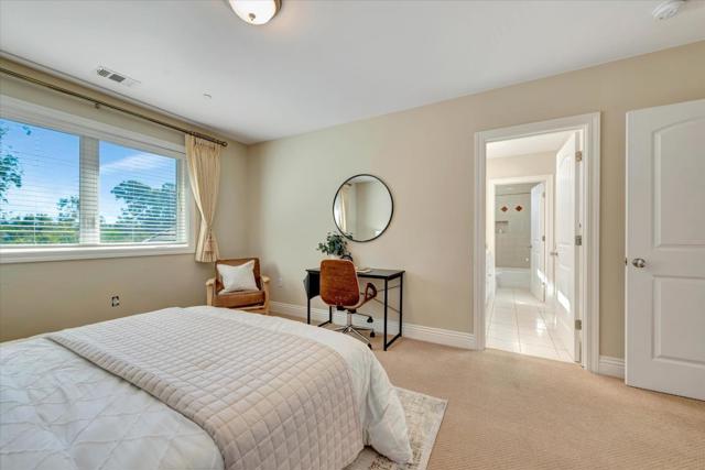 Image 47 of 92 For 10108 Crescent Court