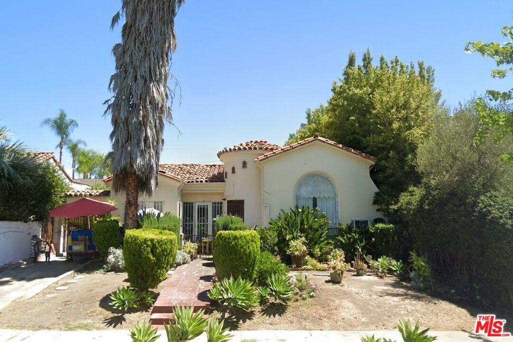 360 N Edinburgh Avenue