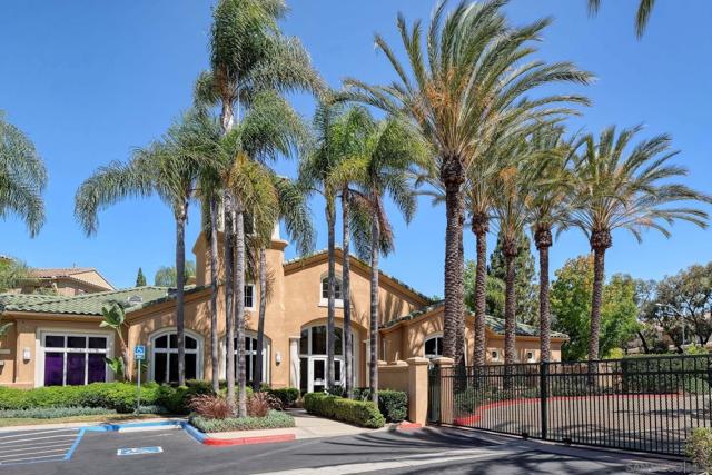 12376 Carmel Country Rd, San Diego CA: https://media.crmls.org/mediaz/cc7f0fd1-b59d-4df2-929b-4978e32a12fd.jpg
