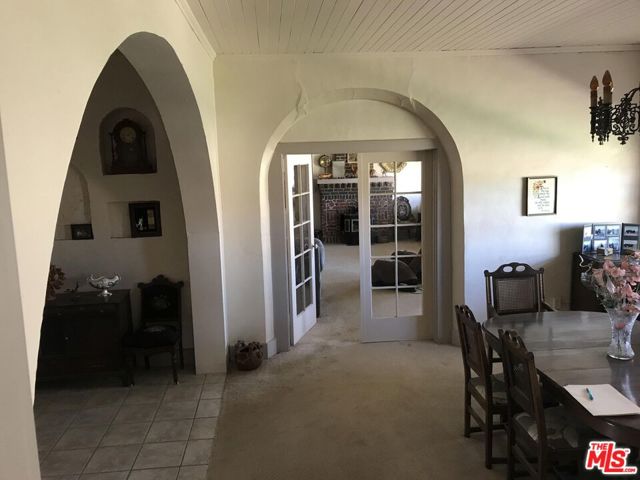 166 Russell Ranch Highway, New Cuyama CA: https://media.crmls.org/mediaz/cc7f3ccd-ade4-4357-8a55-6fba7e6fc010.jpg