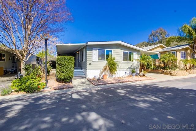 14215 Pecan Park Ln, El Cajon CA: https://media.crmls.org/mediaz/cc800205-8904-41fd-afbc-00472f5cf978.jpg