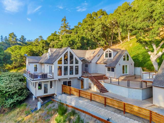 411 Hecker Pass Road, Watsonville CA: https://media.crmls.org/mediaz/cc8124ef-ccc9-4a31-a9e9-838625652833.jpg