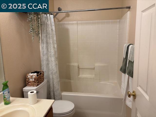 1384 Almador Ter, Atwater CA: https://media.crmls.org/mediaz/cc81889a-fe59-4800-86cc-a94d6e4bb3eb.jpg