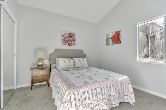 1896 San Vincente Dr, Concord CA: https://media.crmls.org/mediaz/cc81fe88-483c-43cf-bbba-8dbb51348b08.jpg