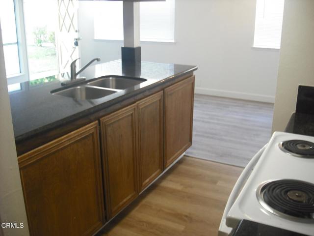 Detail Gallery Image 8 of 12 For 766 W Hemlock St, Port Hueneme,  CA 93041 - 2 Beds | 1 Baths