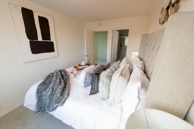 58 Monterey Boulevard, San Francisco CA: https://media.crmls.org/mediaz/cc827cbf-77a8-4233-9d6d-f42b953b49ea.jpg