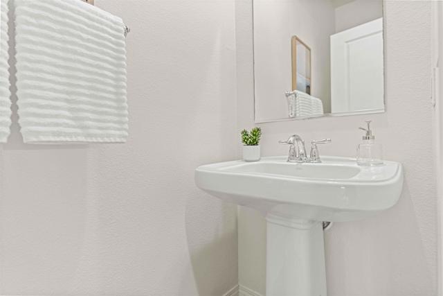 Detail Gallery Image 14 of 31 For 501 Lark Way, Imperial Beach,  CA 91932 - 2 Beds | 2/1 Baths