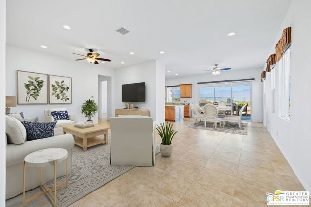 85041 Stazzano Place, Indio CA: https://media.crmls.org/mediaz/cc832289-984a-455a-945c-60406a3d22a0.jpg