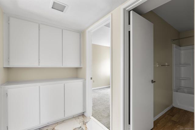 31060 Corte Anza, Temecula CA: https://media.crmls.org/mediaz/cc848ac6-28d6-4958-afc6-2c5cdc0858de.jpg