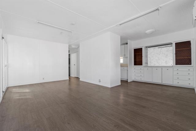 Detail Gallery Image 3 of 29 For 12044 Royal Rd #93,  El Cajon,  CA 92021 - 2 Beds | 1 Baths