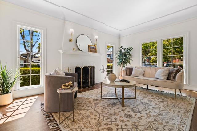 1000 Capuchino Avenue, Burlingame CA: https://media.crmls.org/mediaz/cc85e931-fdeb-46e9-bf59-25b3d0a5d5e4.jpg
