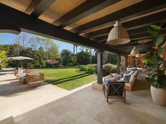 2665 Idle Hour Lane, La Jolla CA: https://media.crmls.org/mediaz/cc869a0a-b292-4e84-9fa8-b79162a3c66f.jpg