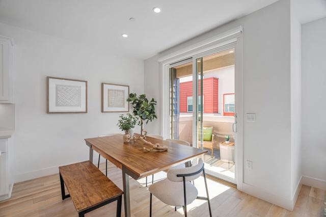 2930 Boyter Place, Santa Clara CA: https://media.crmls.org/mediaz/cc86c234-523f-4ff2-8ed6-2d3a67d5dab4.jpg