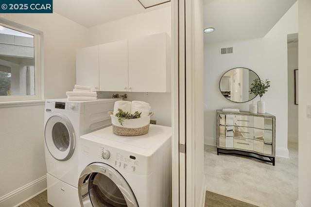 3535 Terra Granada Dr, Walnut Creek CA: https://media.crmls.org/mediaz/cc875bd4-dbef-42d5-935a-0a39efe2e188.jpg