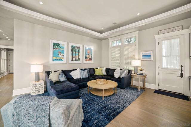 Image 18 of 58 For 820 Glorietta Blvd