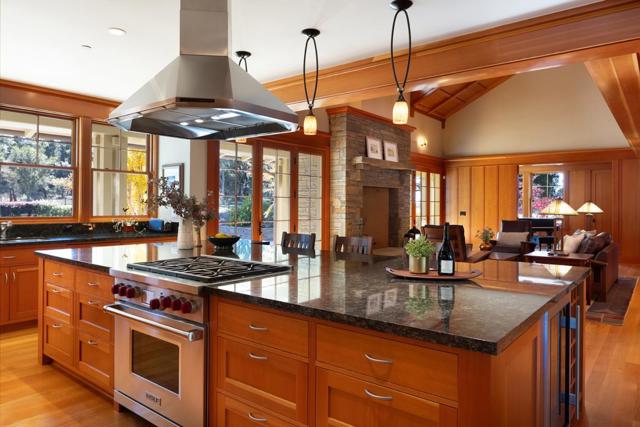 420 Bonnie Brae, Santa Cruz CA: https://media.crmls.org/mediaz/cc8a2e16-69f4-4f59-97e3-58b5b9270419.jpg